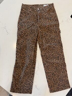 GAP “90 Loose Leopard Print Carpenter Mid Rise Pant ( NEW NEVER BEEN WORN)